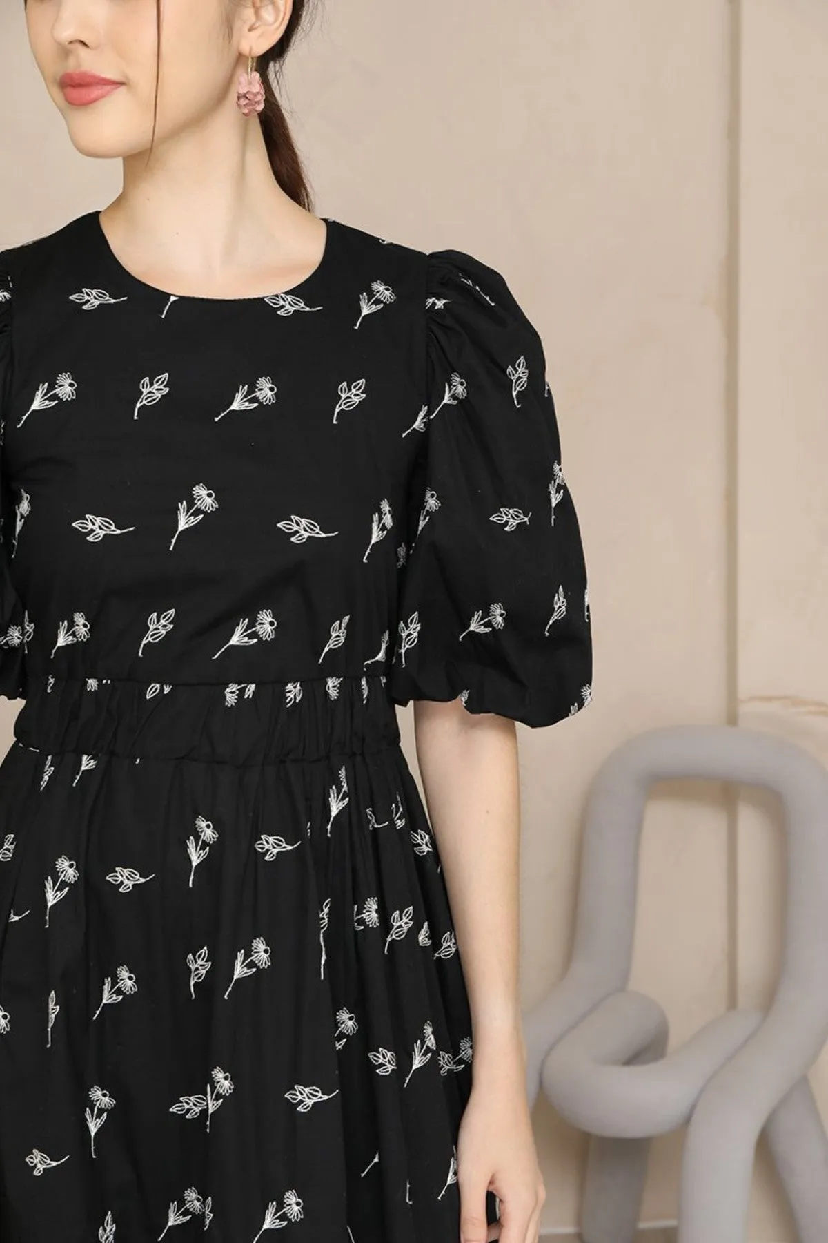 ADDISON Puff-Sleeve Embroidered Poplin Midi Dress (Black)